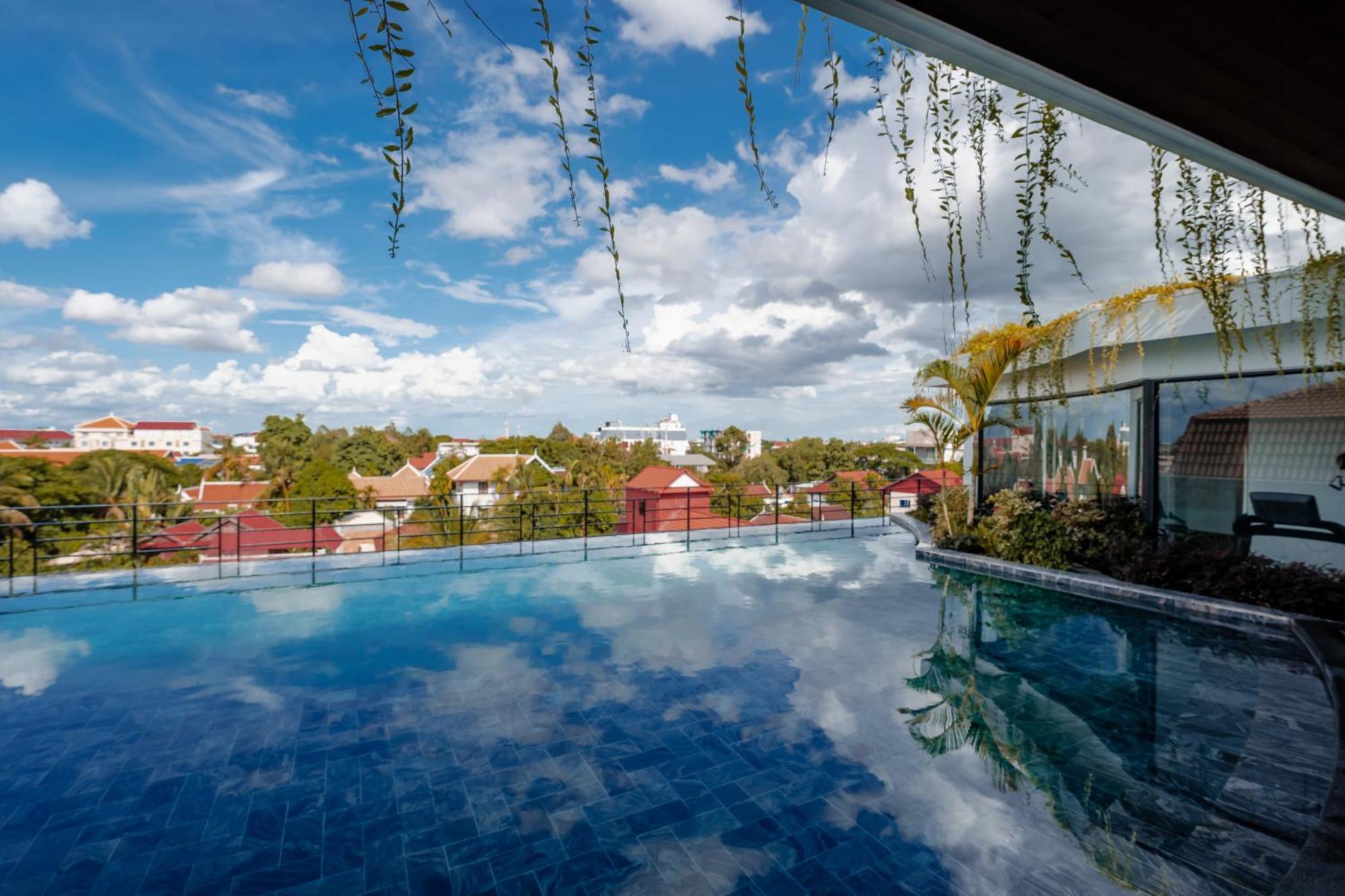 Sarai And Wander Hotel Siem Reap Exterior photo
